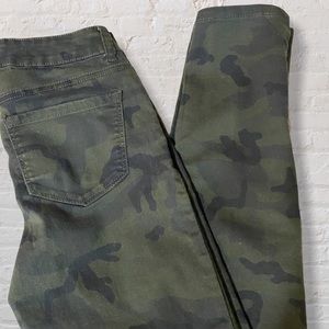 Makers of True Originals Camo Super Skinny Jeans